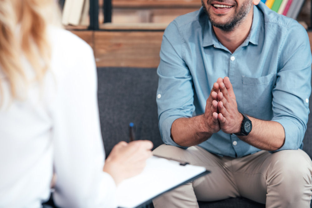 man in individual therapy for addiction