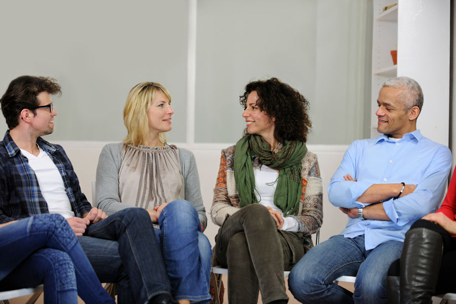 mall group discussing addiction treatment